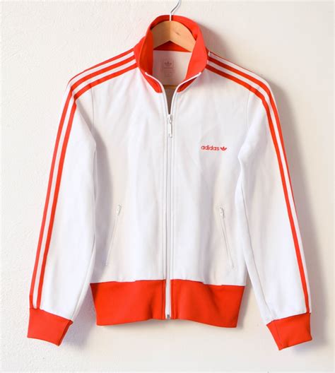 rot weiße adidas jacke|Jacken in Weiß .